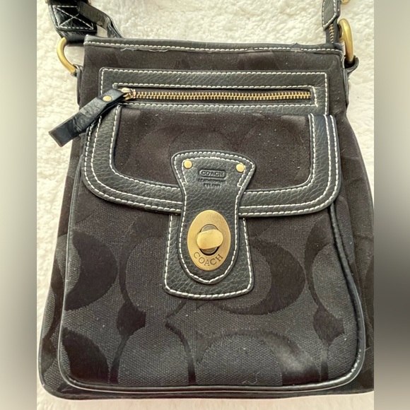 Coach signature print crossbody bag side os - Picture 3 of 15